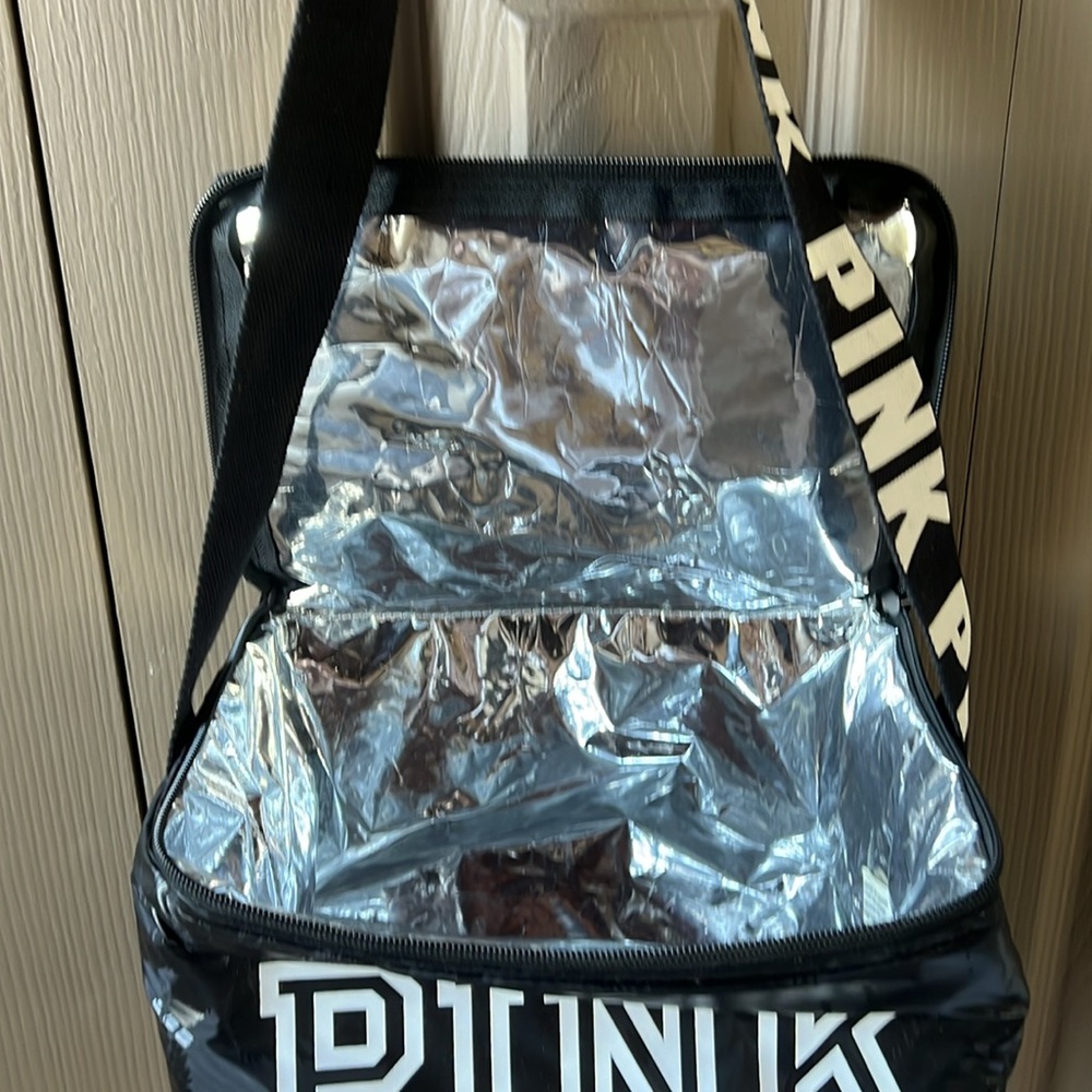 🌴 Limited Edition VS Pink Mini Cooler Bag - Picture 7 of 9